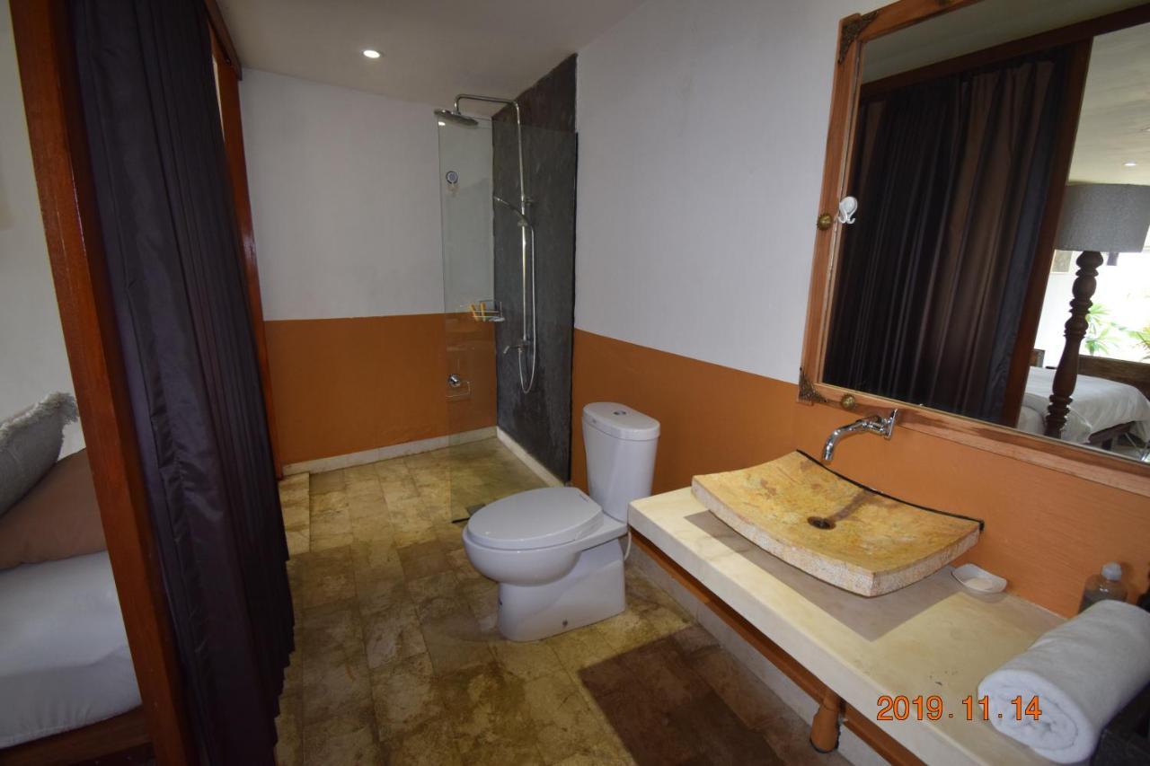 Villa Lotus 8 Canggu Buitenkant foto
