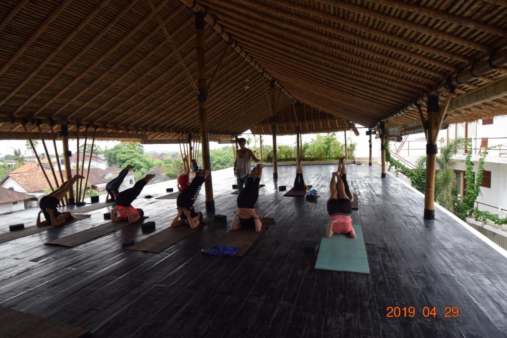 Villa Lotus 8 Canggu Buitenkant foto
