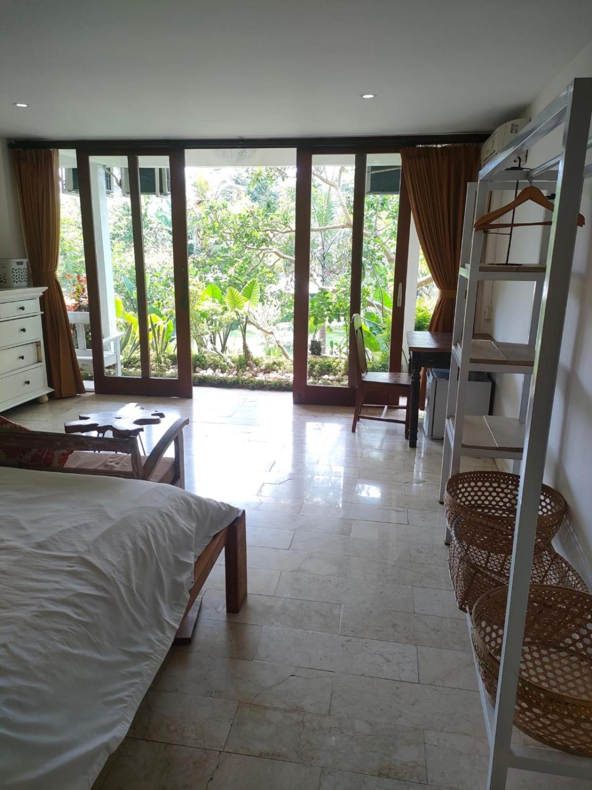 Villa Lotus 8 Canggu Buitenkant foto