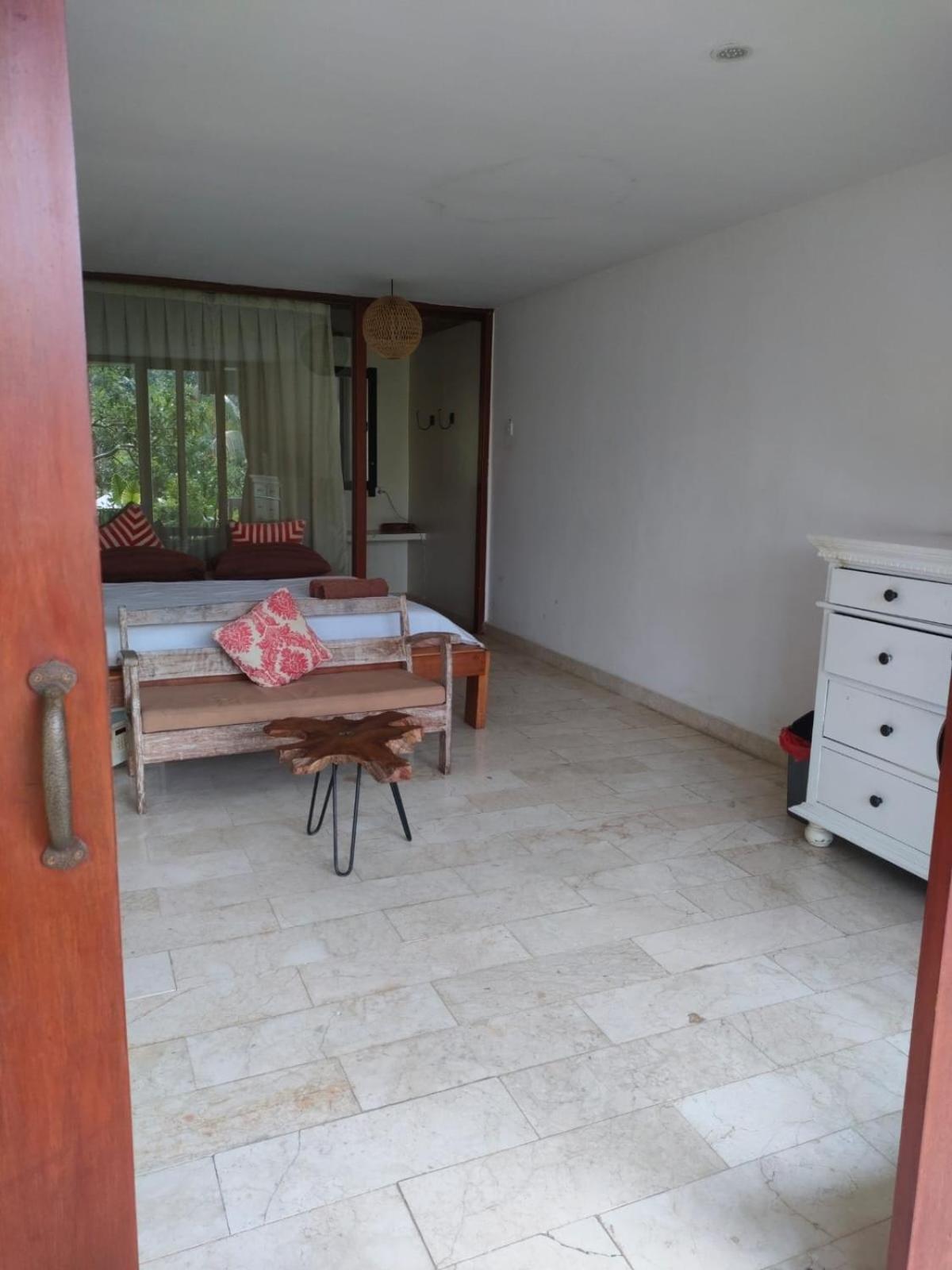 Villa Lotus 8 Canggu Buitenkant foto