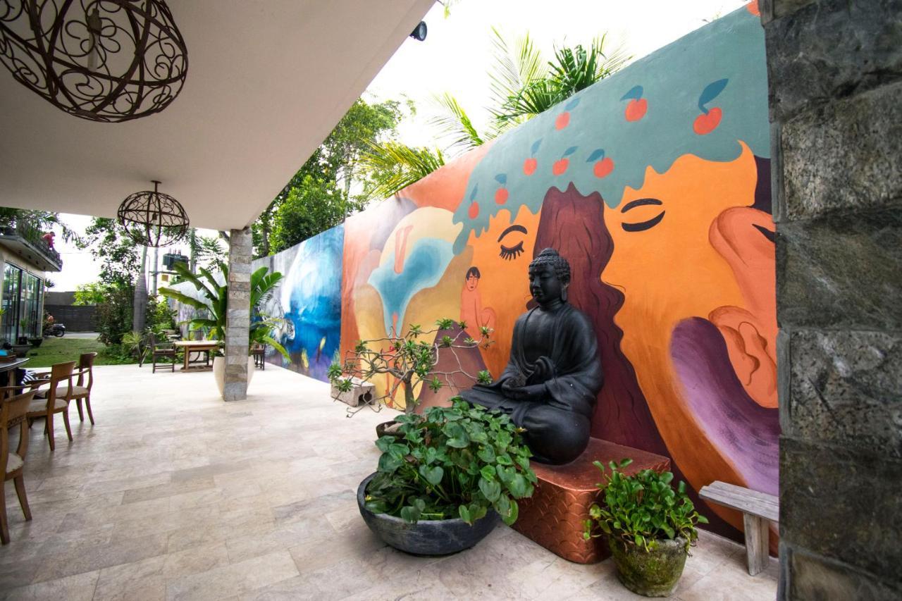 Villa Lotus 8 Canggu Buitenkant foto